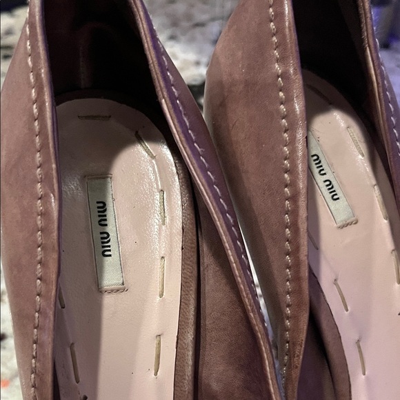 Miu Miu Brown Peep-Toe Bow Heels - Picture 2 of 9